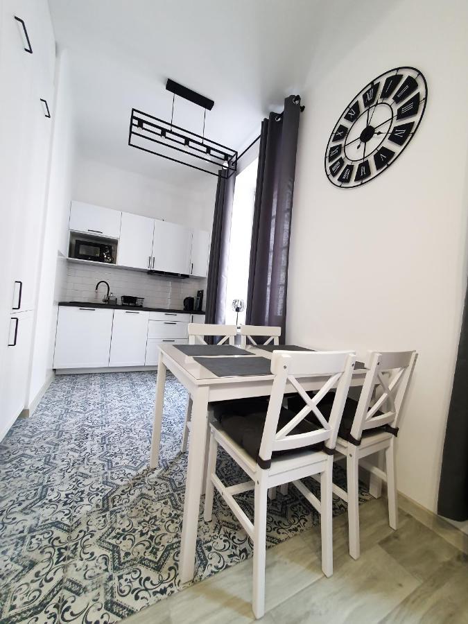Atma Apartment - Ul. Piwna, Stare Miasto/The Old Town Варшава Екстер'єр фото